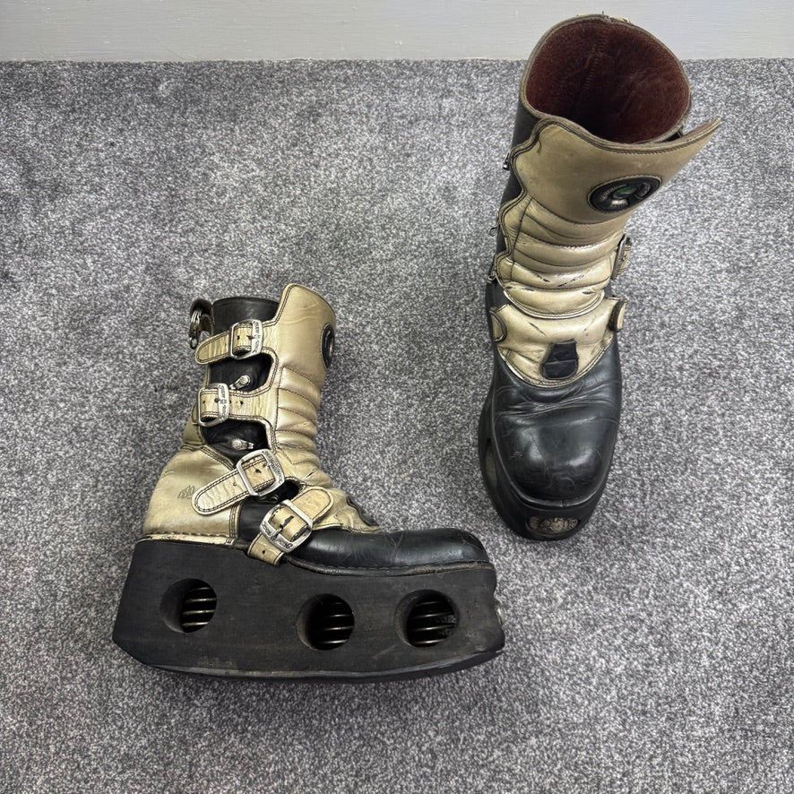 Vintage 90s New Rock platform boots