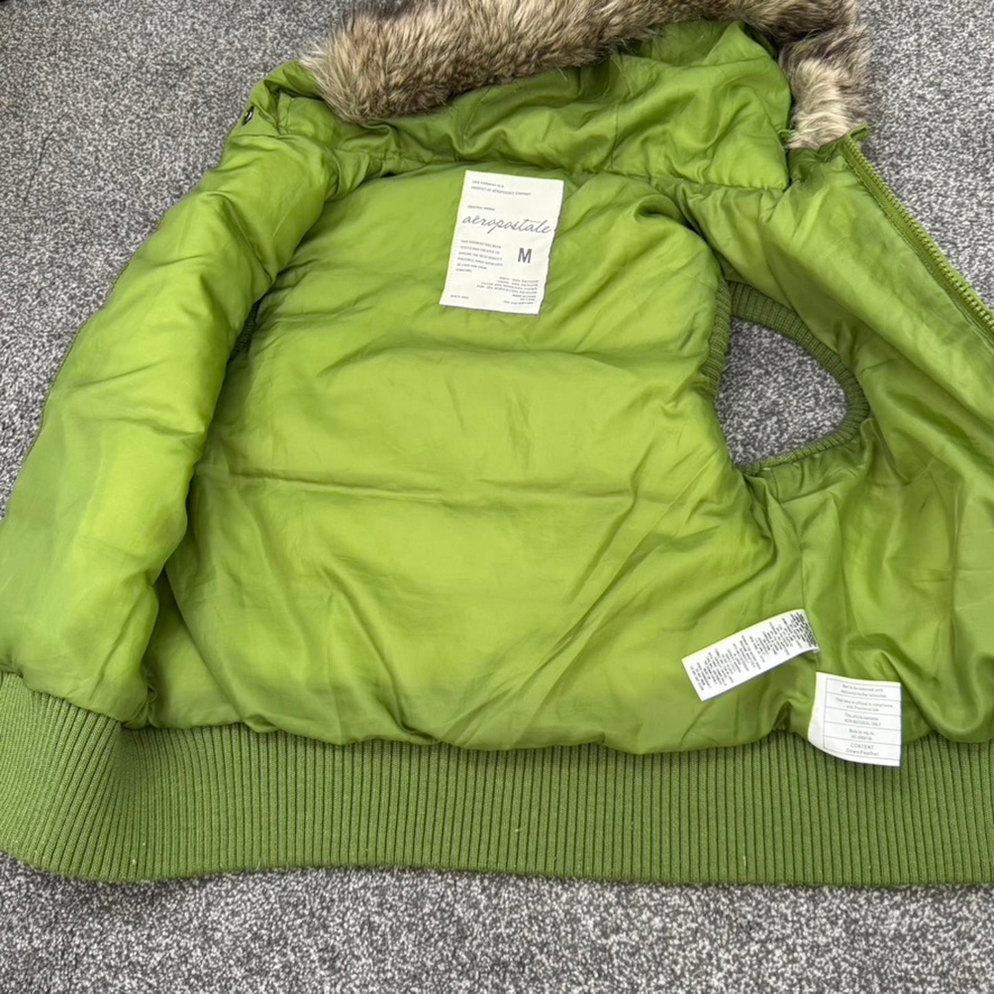 Y2K vintage Aeropostale gilet sleeveless jacket body warmer faux fur trim hood