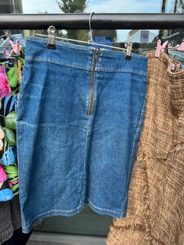 Y2K vintage front zip up denim above knee length skirt stretchy
