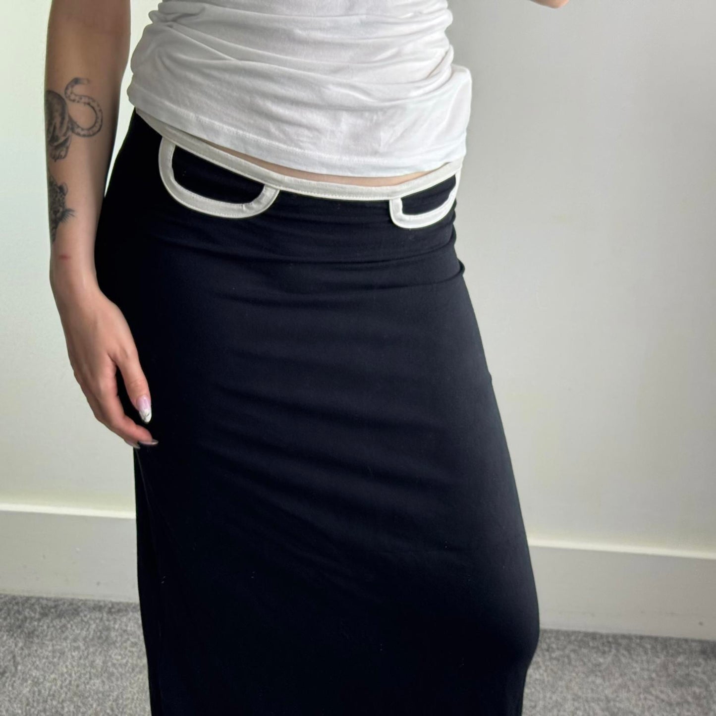 Y2K vintage Morgan de Toi maxi skirt stretchy black white a line fitted low rise
