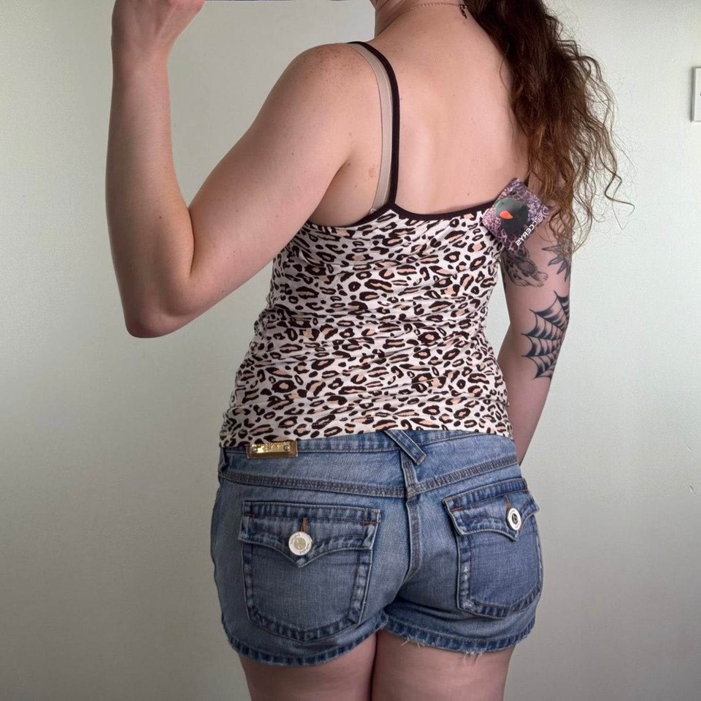Y2K vintage leopard print cami top lace trim strappy cream brown v neck