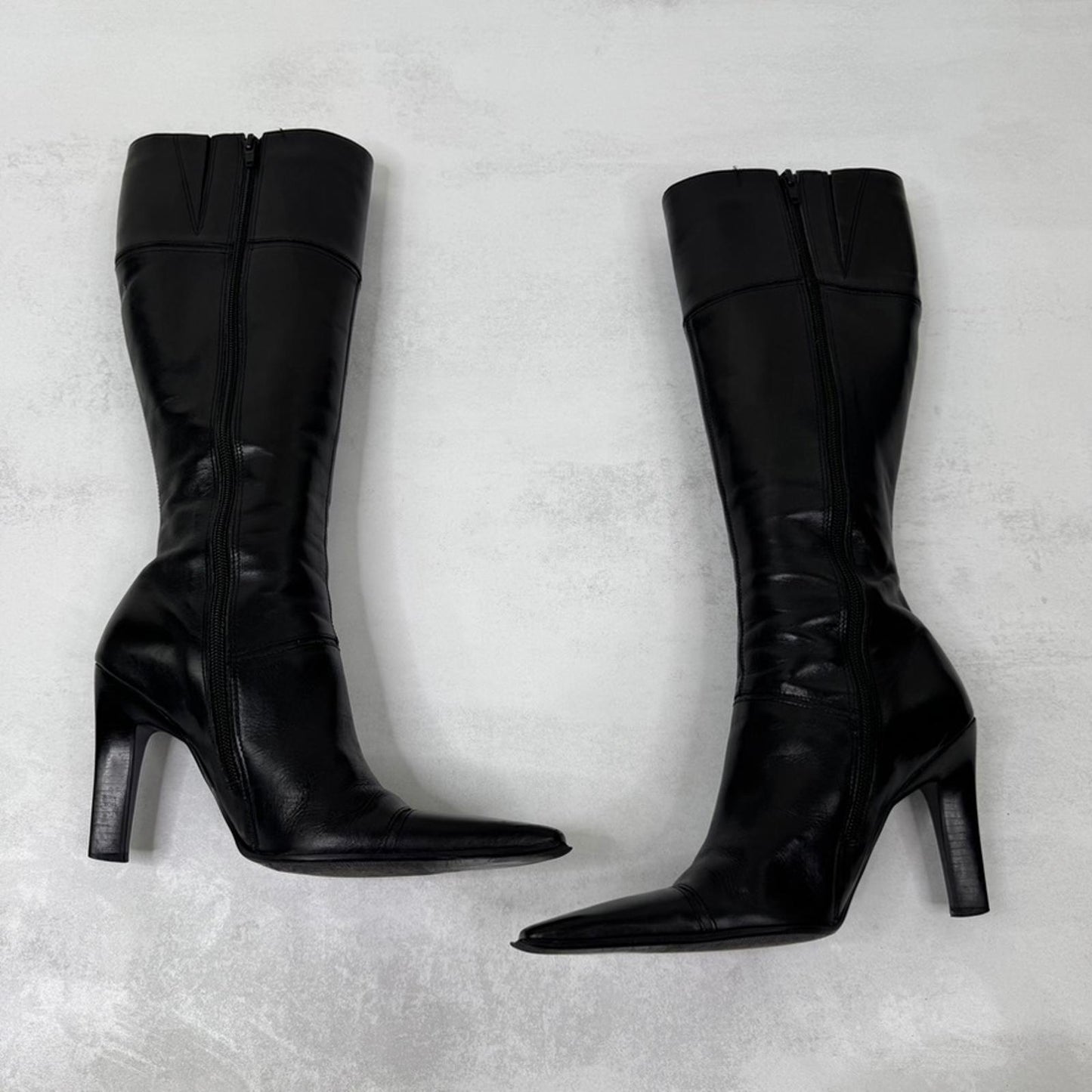 Y2K vintage genuine leather heeled boots square toe fitted block pointed black