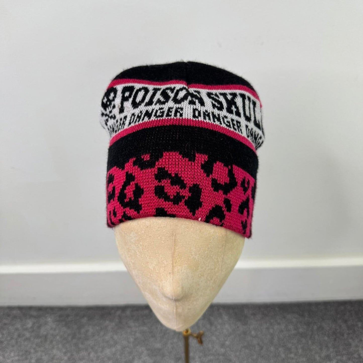 Y2K vintage beanie hat leopard print skull knit mcbling hot pink black white