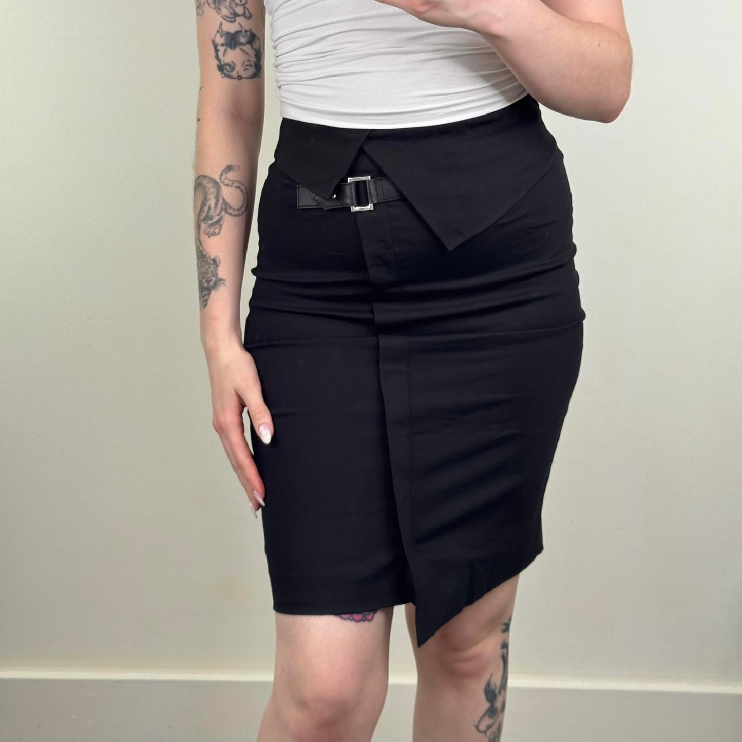 Vintage Karen Millen midi skirt above knee length buckle tailored black office