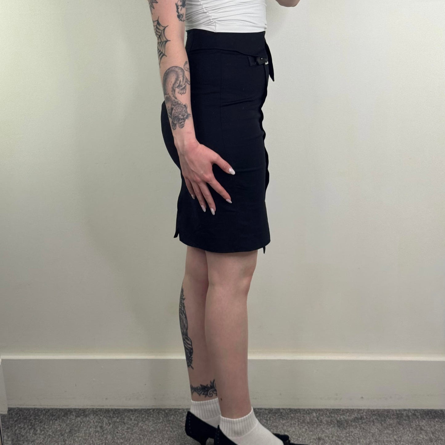 Vintage Karen Millen midi skirt above knee length buckle tailored black office