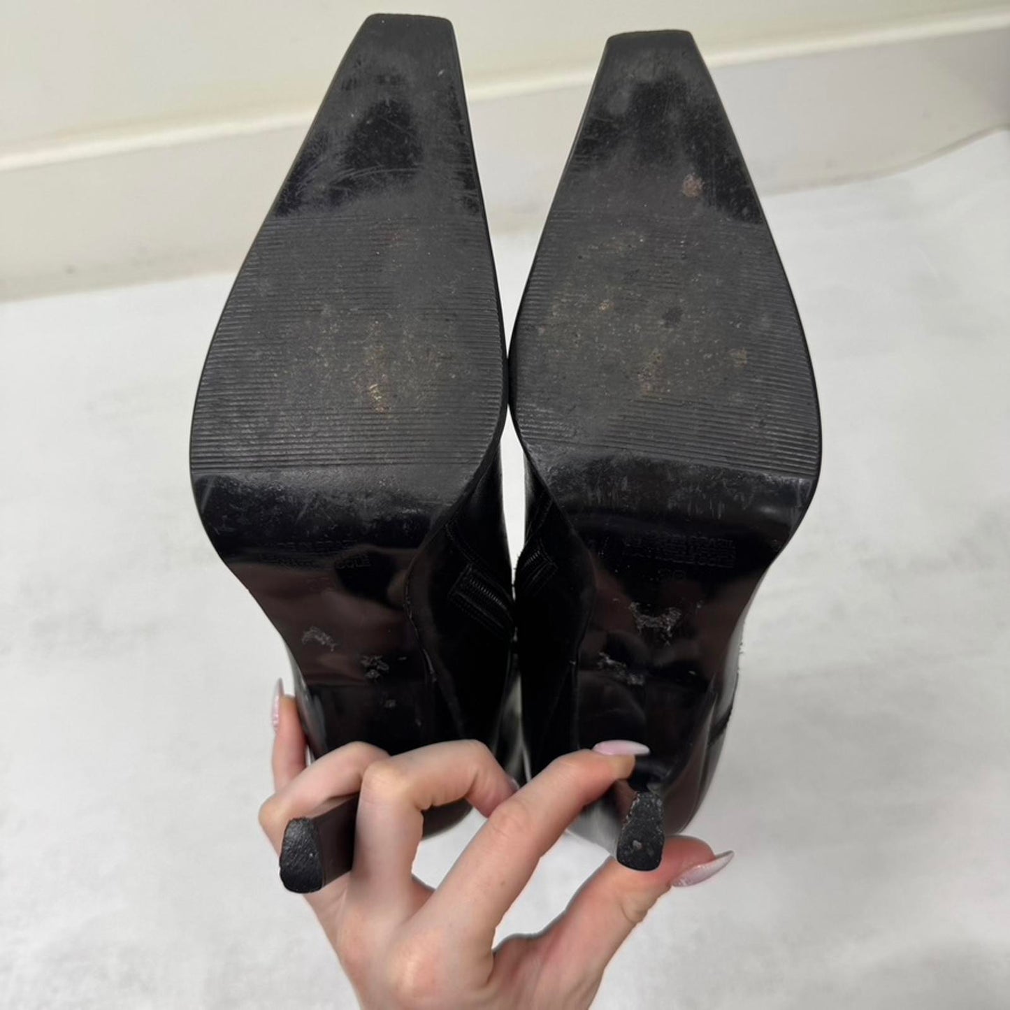 Y2K vintage genuine leather heeled boots square toe fitted block pointed black