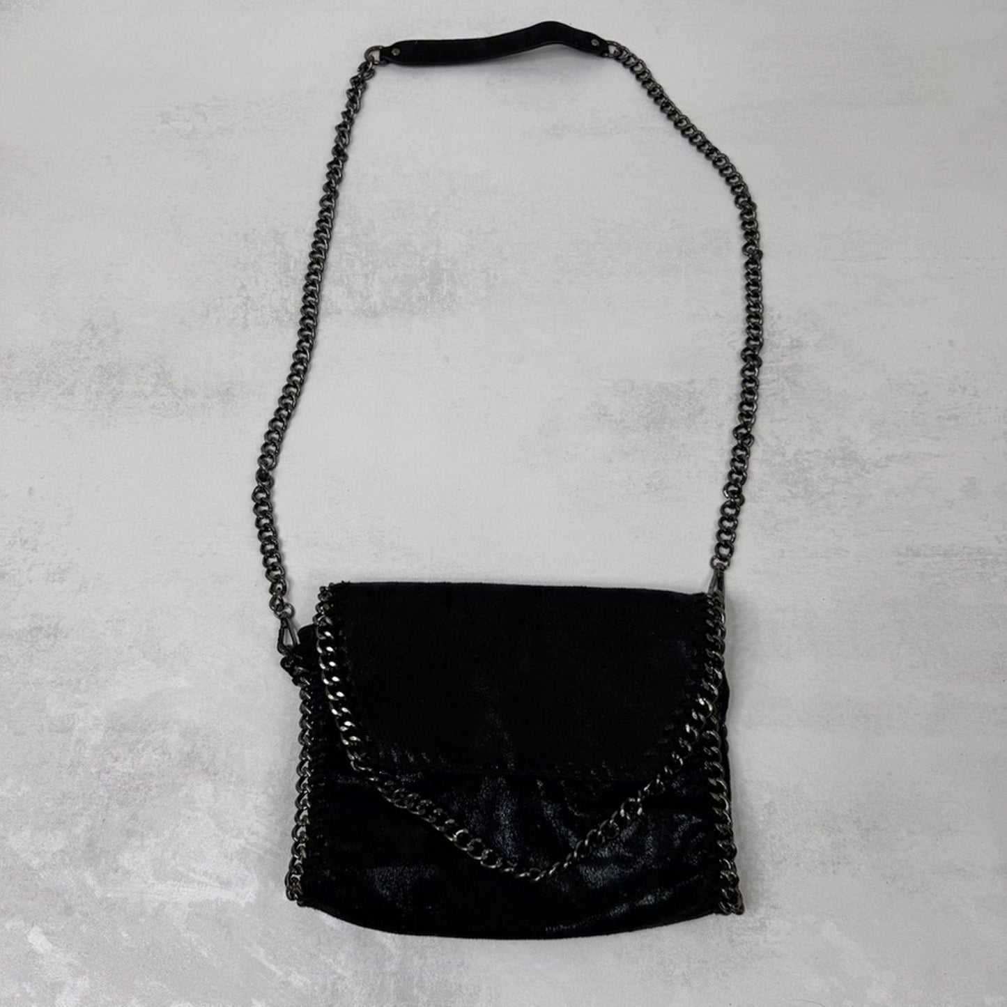 Y2K vintage chain crossbody bag faux suede black small size