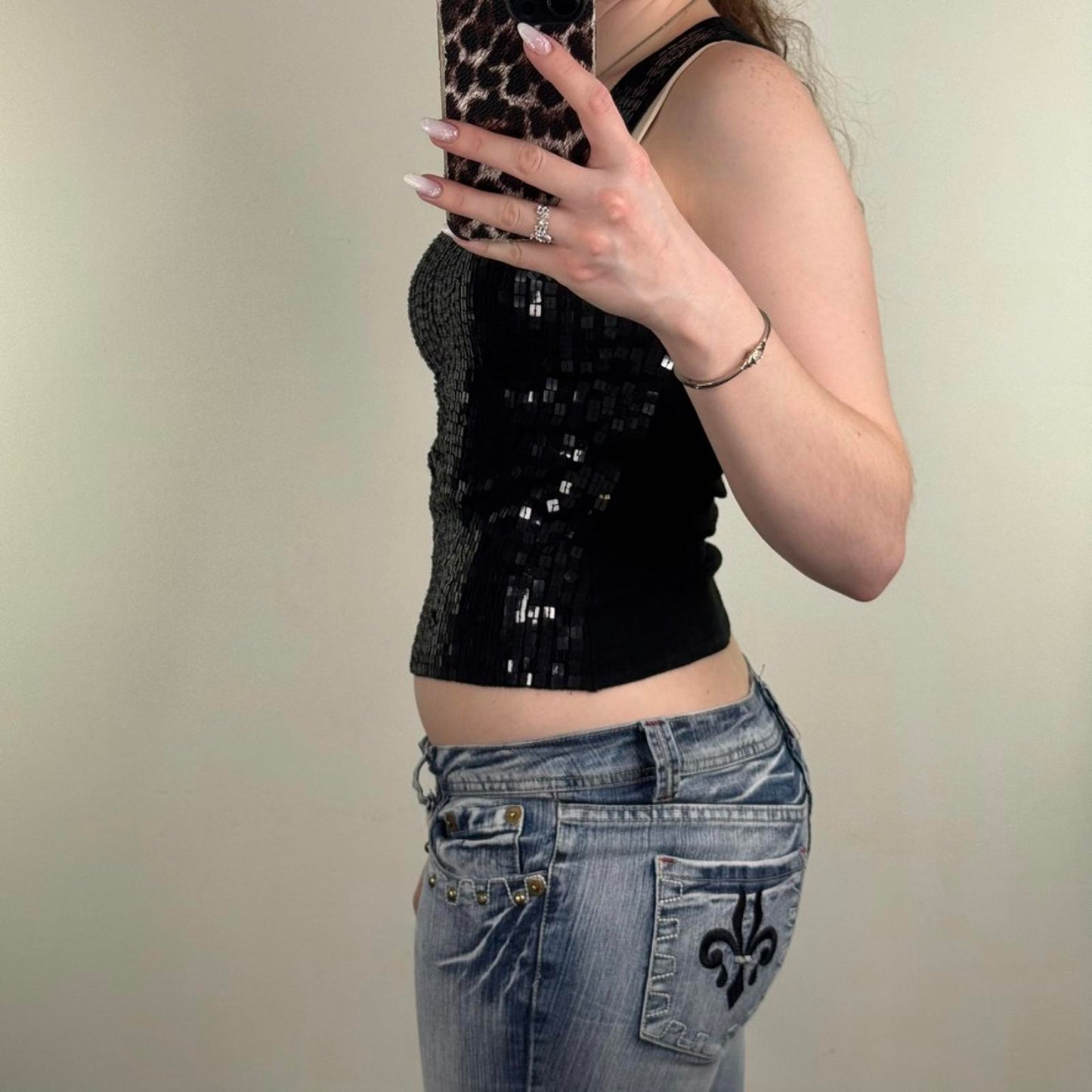 Y2K vintage sequin tank top round neck slight crop stretchy fitted black square