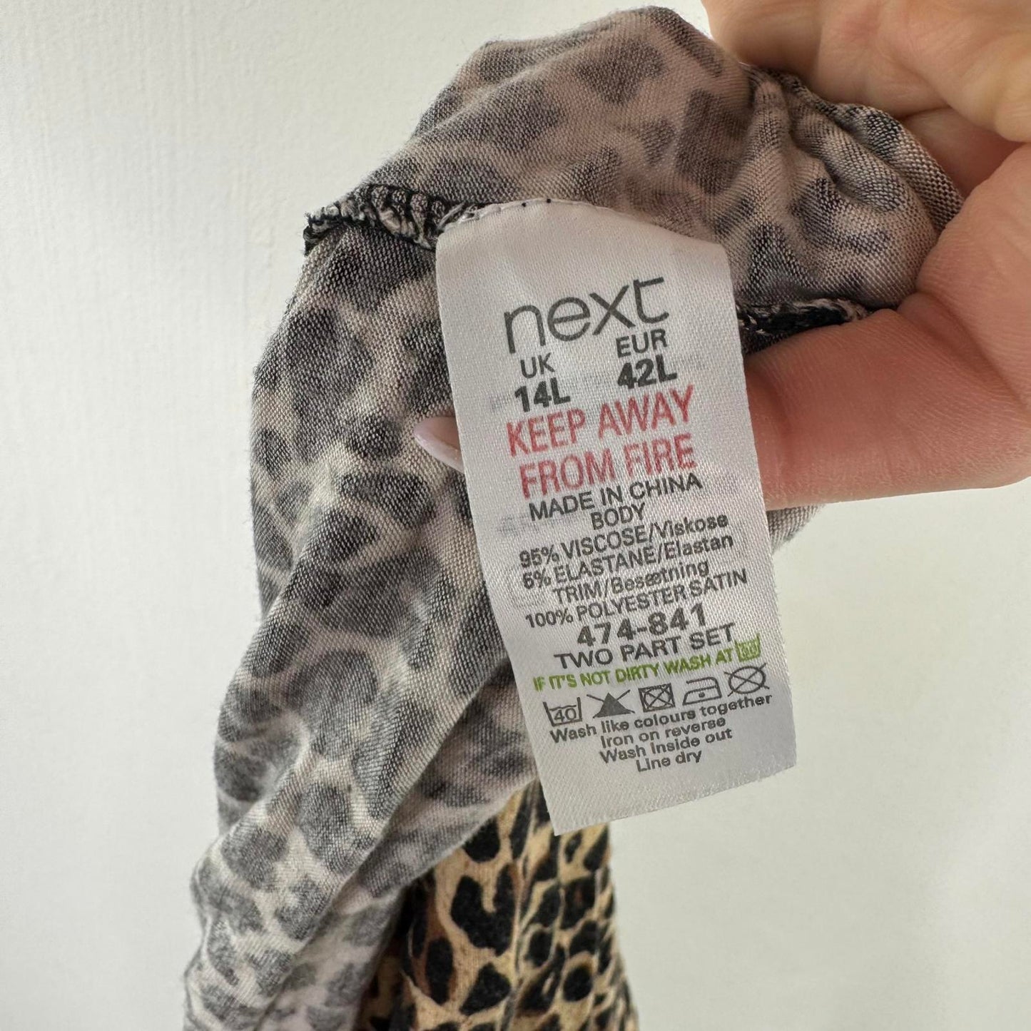 Y2K vintage leopard cami top oversize bow tank print ruffle bust v neck