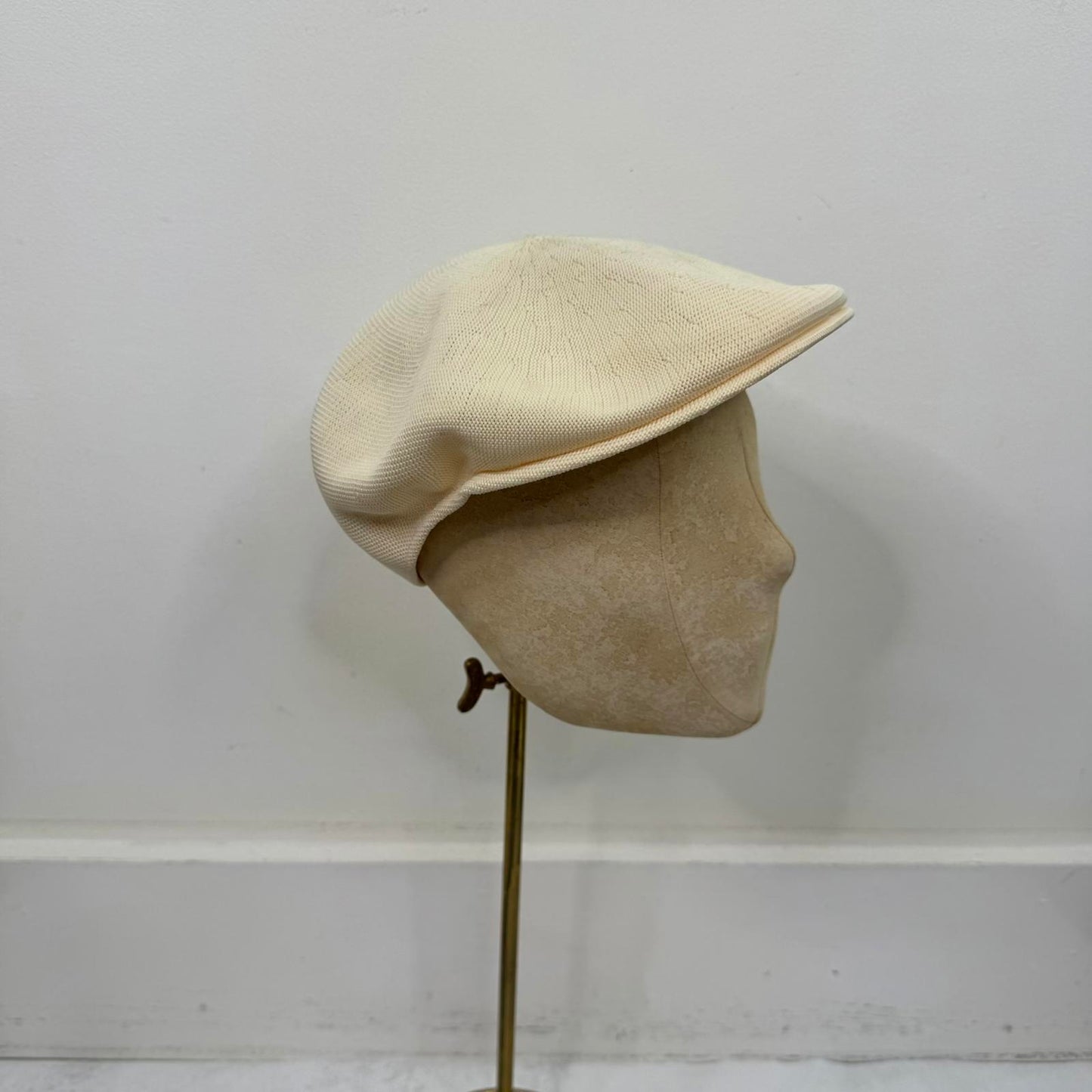 90s Y2K vintage Kangol cap beret unisex cream