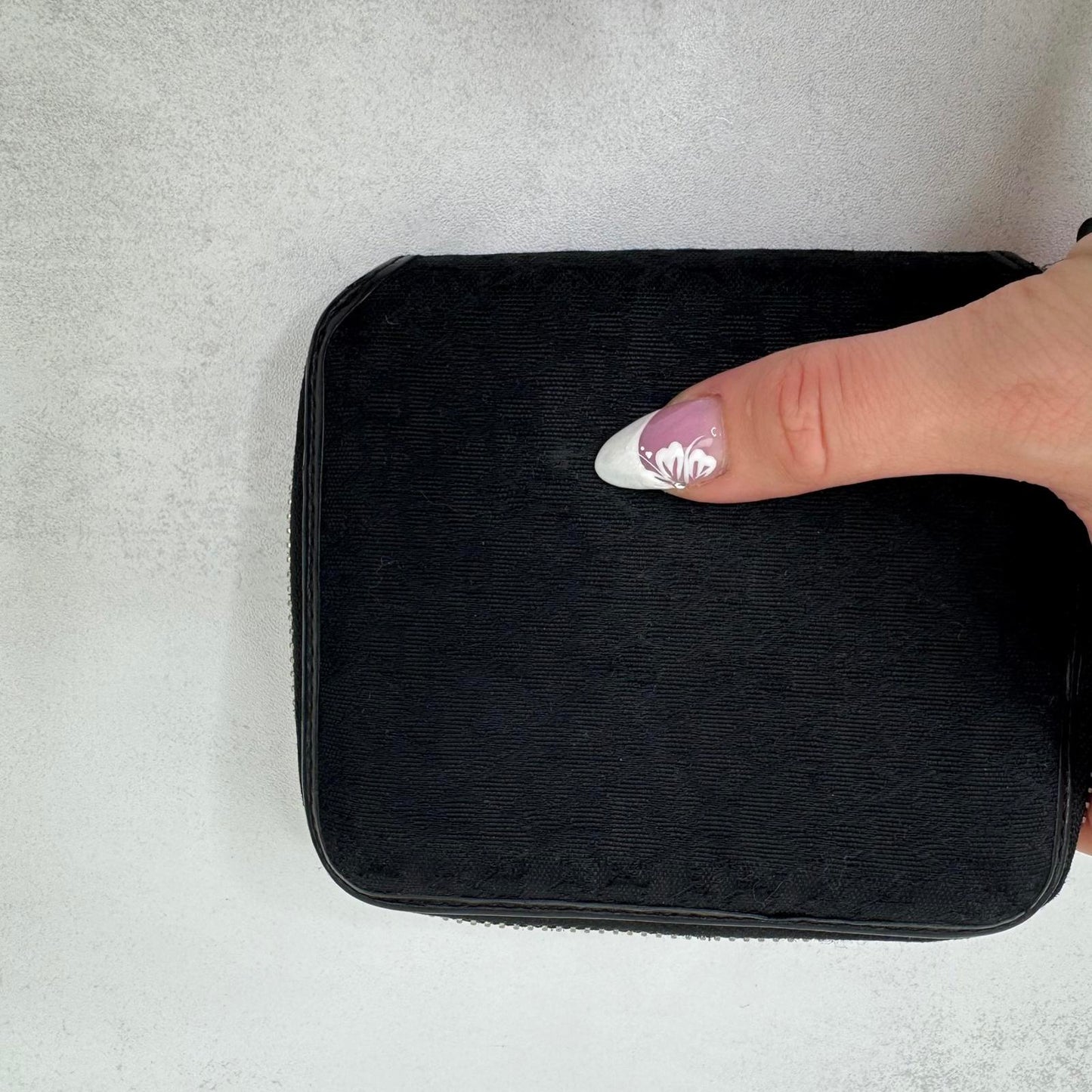 Y2K vintage DKNY wallet purse black zip small canvas