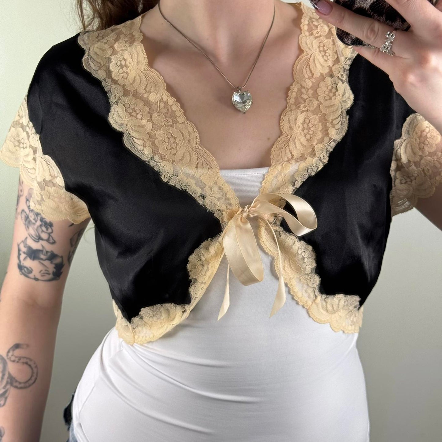 Y2K vintage cardigan lace trim short sleeve cropped bow satin black cream