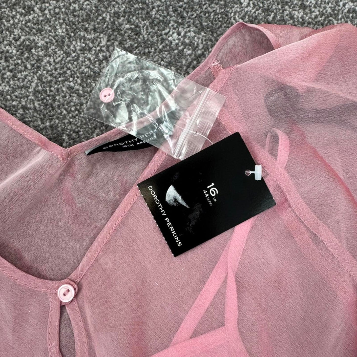 Y2K vintage sheer blouse long sleeve pink keyhole with cami v neck