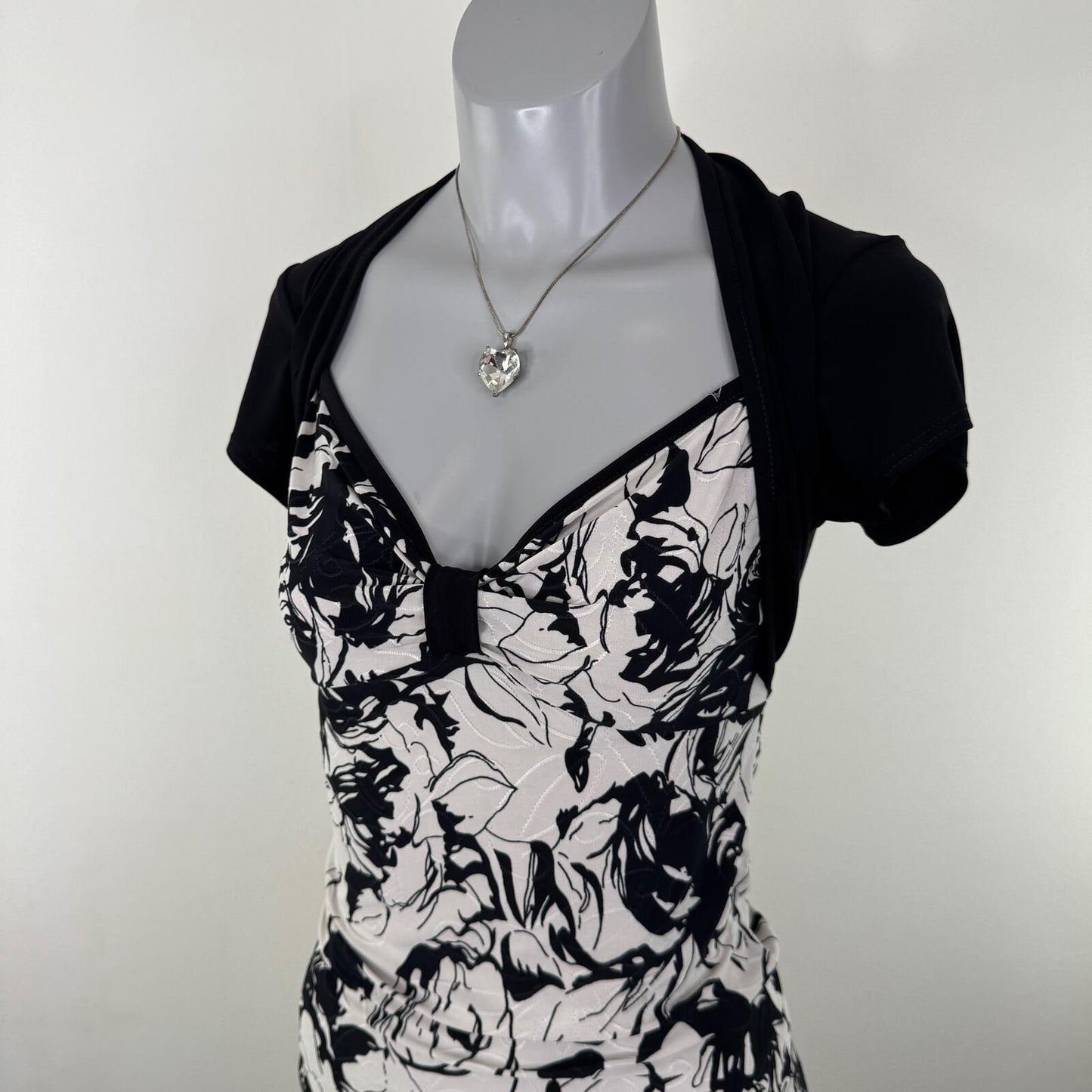 Y2K vintage slinky top floral pattern keyhole v neck fitted ruched short sleeve