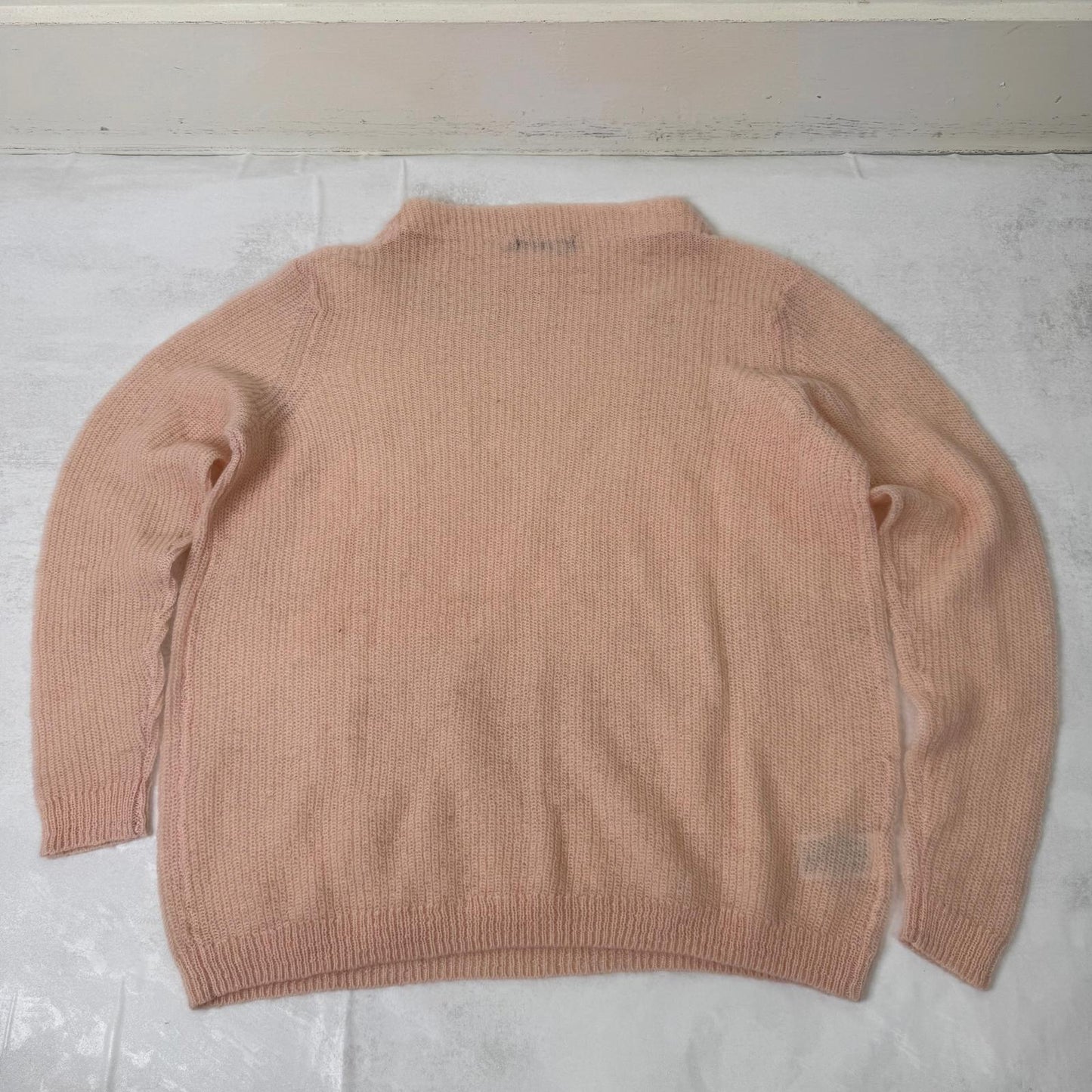 Laura Ashley mohair wool/ mohair blend jumper fine knit pale light pink knitted