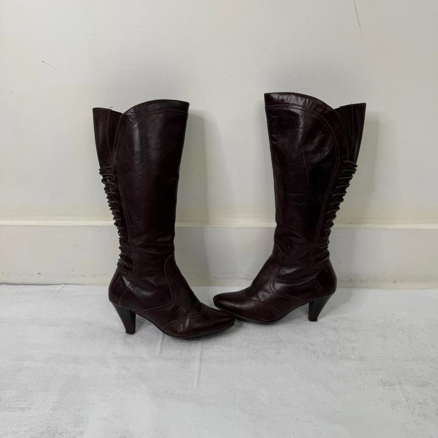 Y2K vintage genuine leather boots heeled lace up brown pirate tall