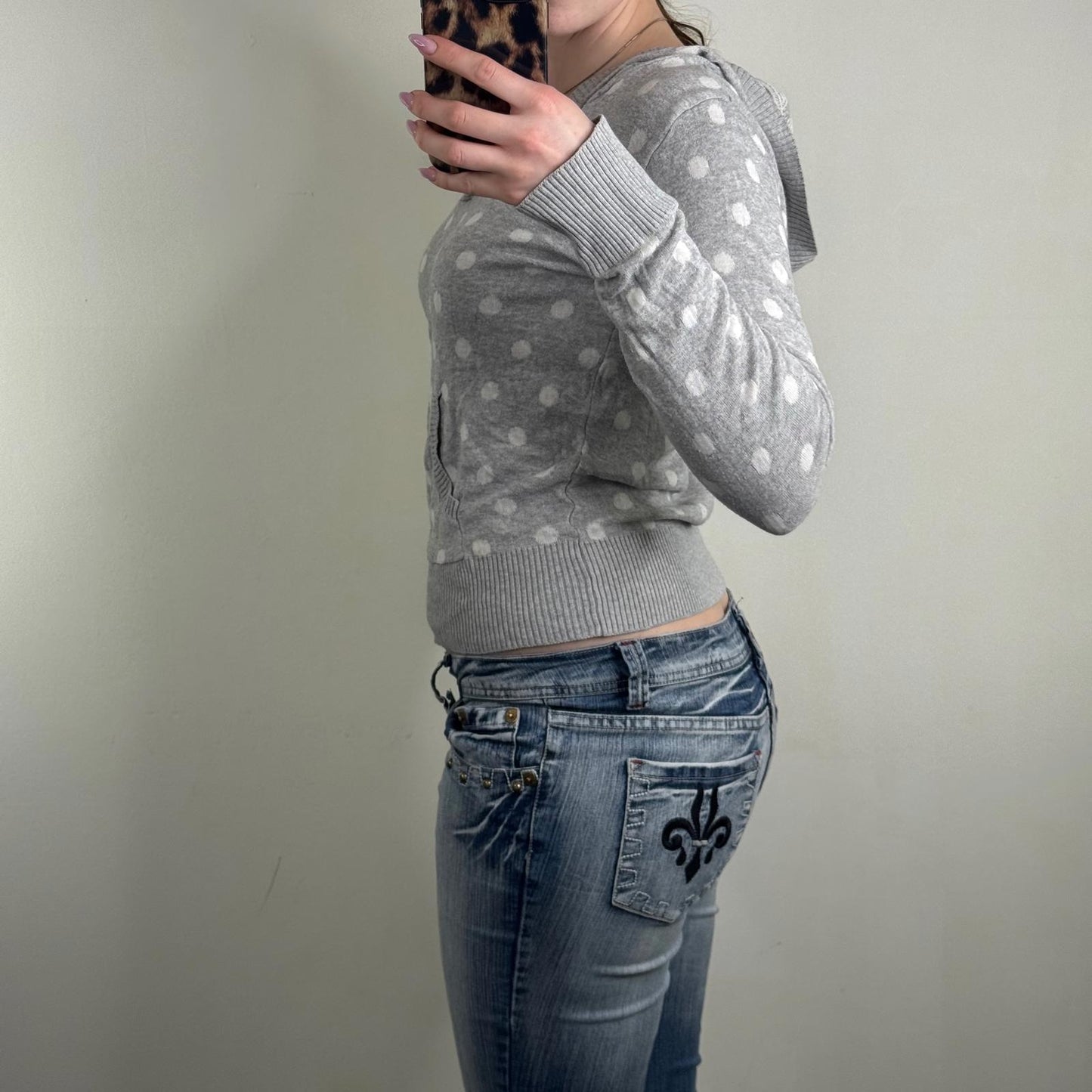Y2K vintage polka dot hoodie lightweight fine knit v neck pocket grey white