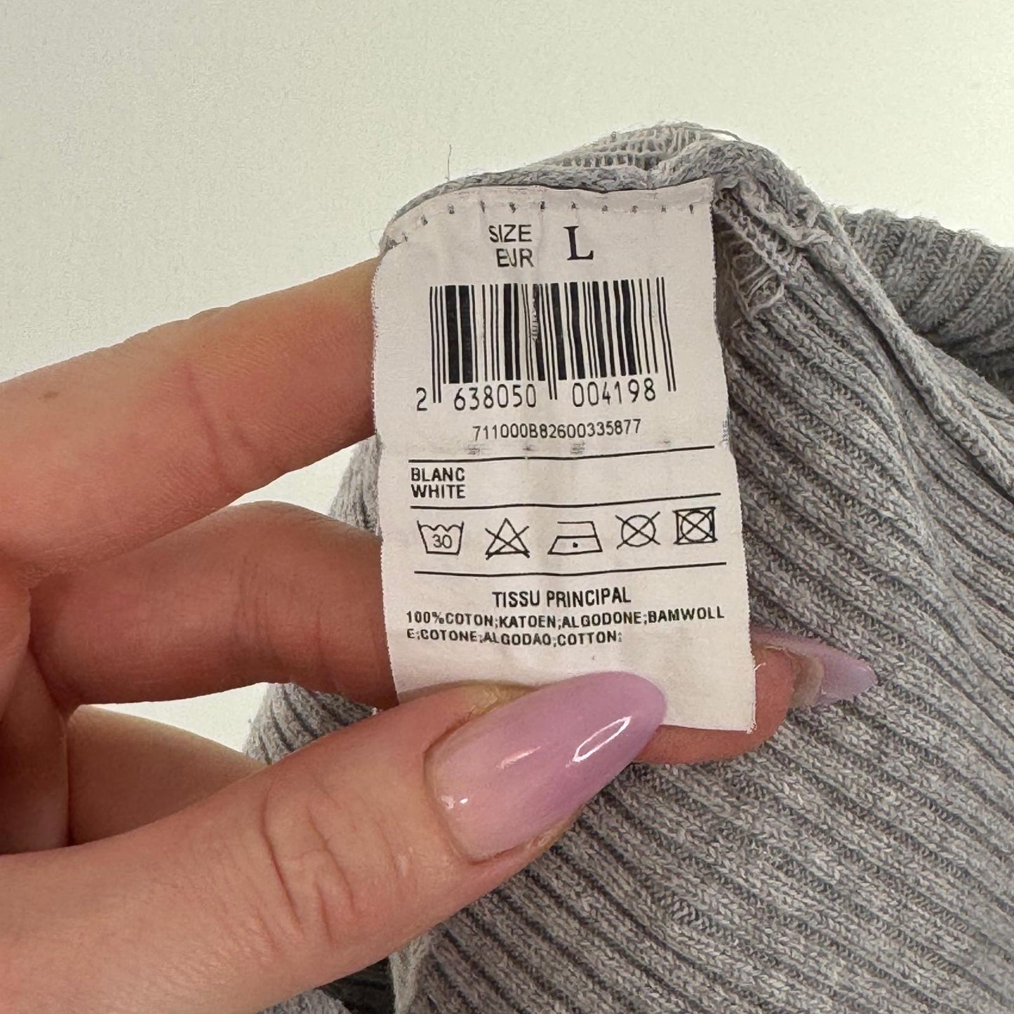Y2K vintage polka dot hoodie lightweight fine knit v neck pocket grey white