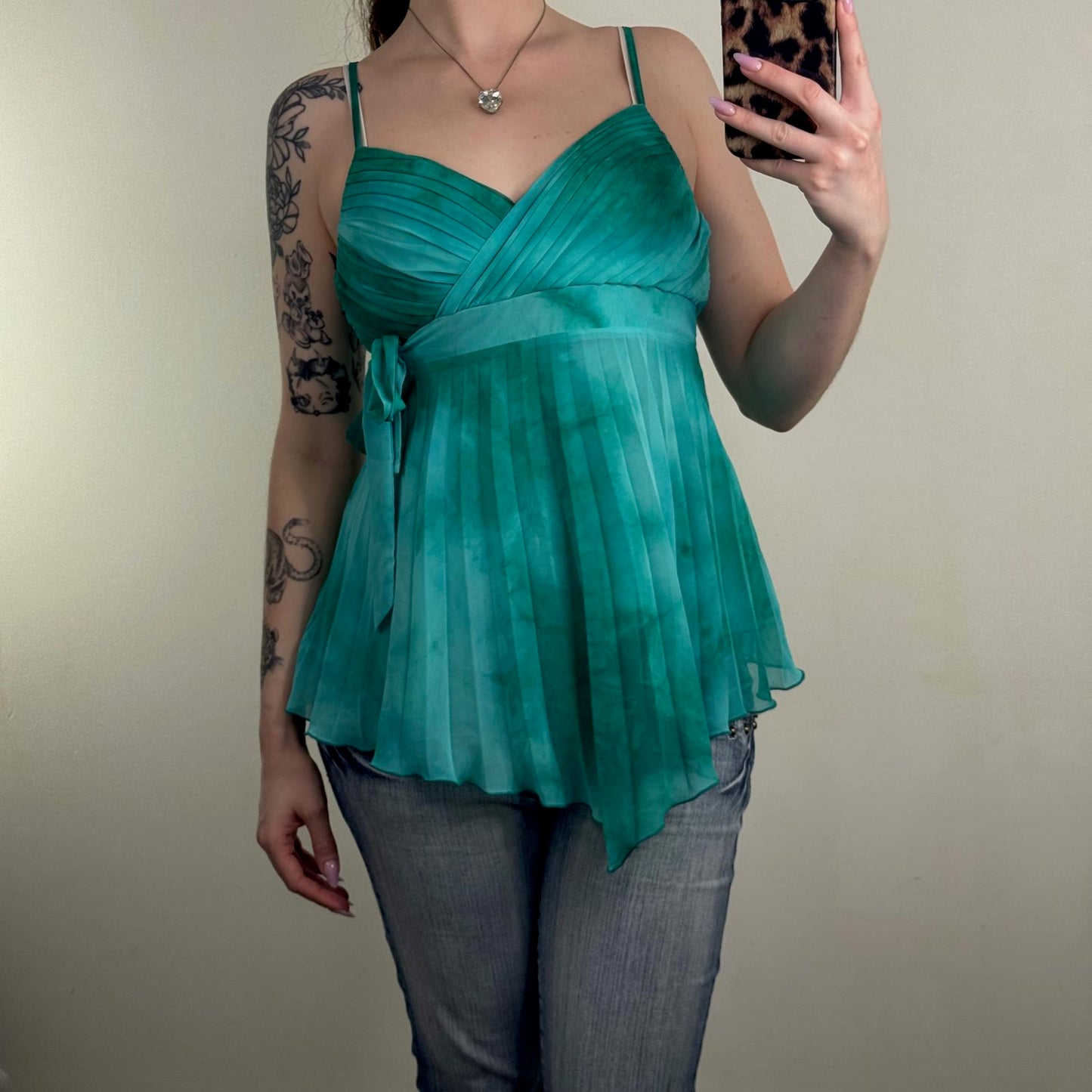 Y2K vintage pleated cami top bow v hem strappy bow tie dye turquoise summer