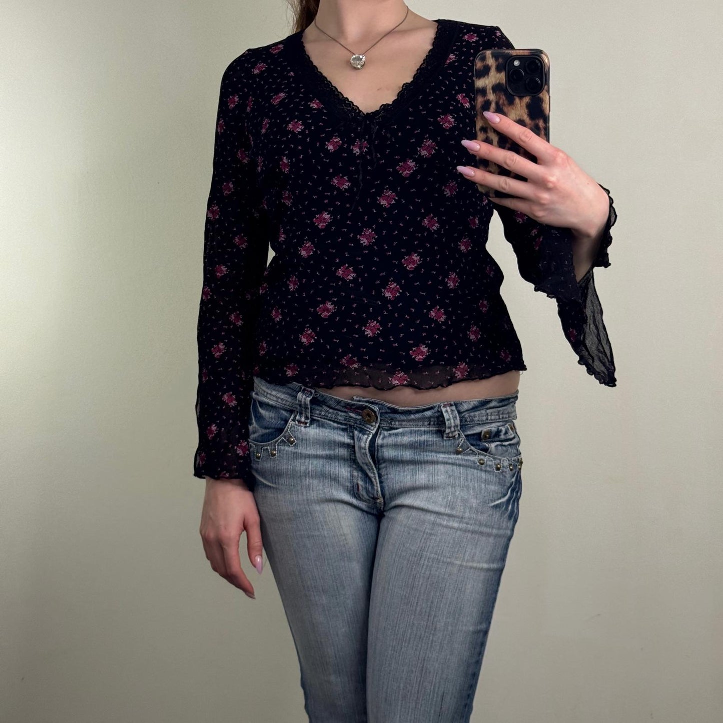 Y2K vintage long sleeve top double mesh flare v neck lace trim ditsy floral