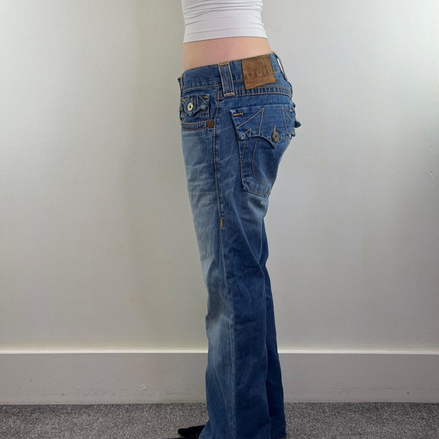 Y2K vintage True Religion bootcut denim jeans embroidered cargo pockets faded