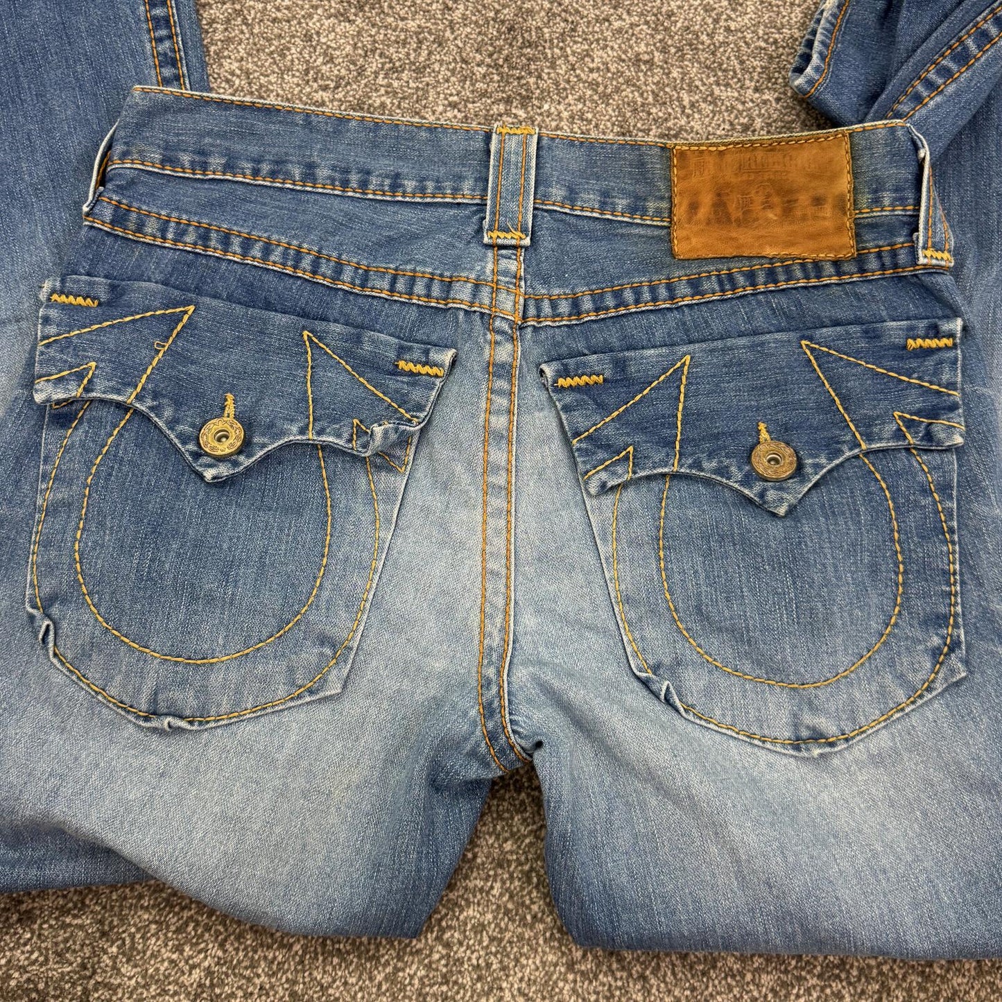 Y2K vintage True Religion bootcut denim jeans embroidered cargo pockets faded