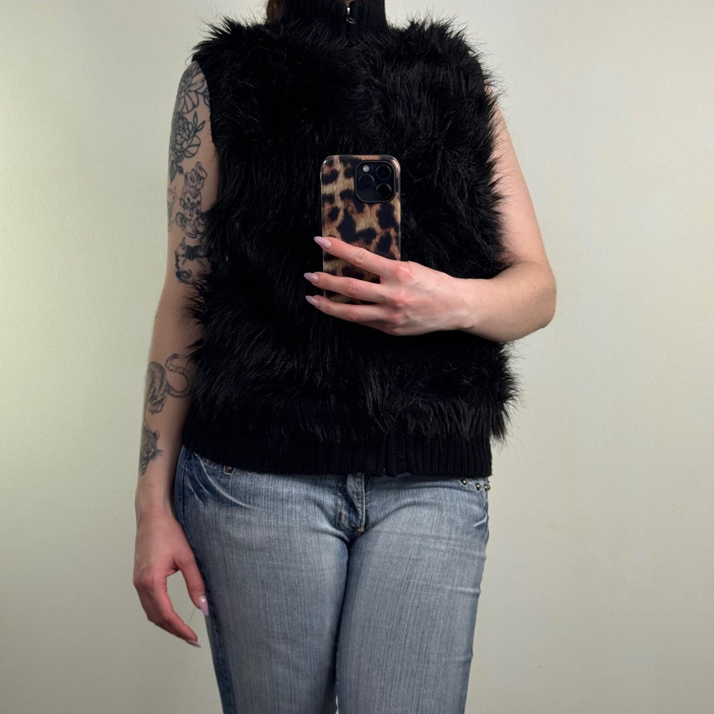 Y2K vintage faux fur gilet zip up knitted sleeveless jacket high neck black