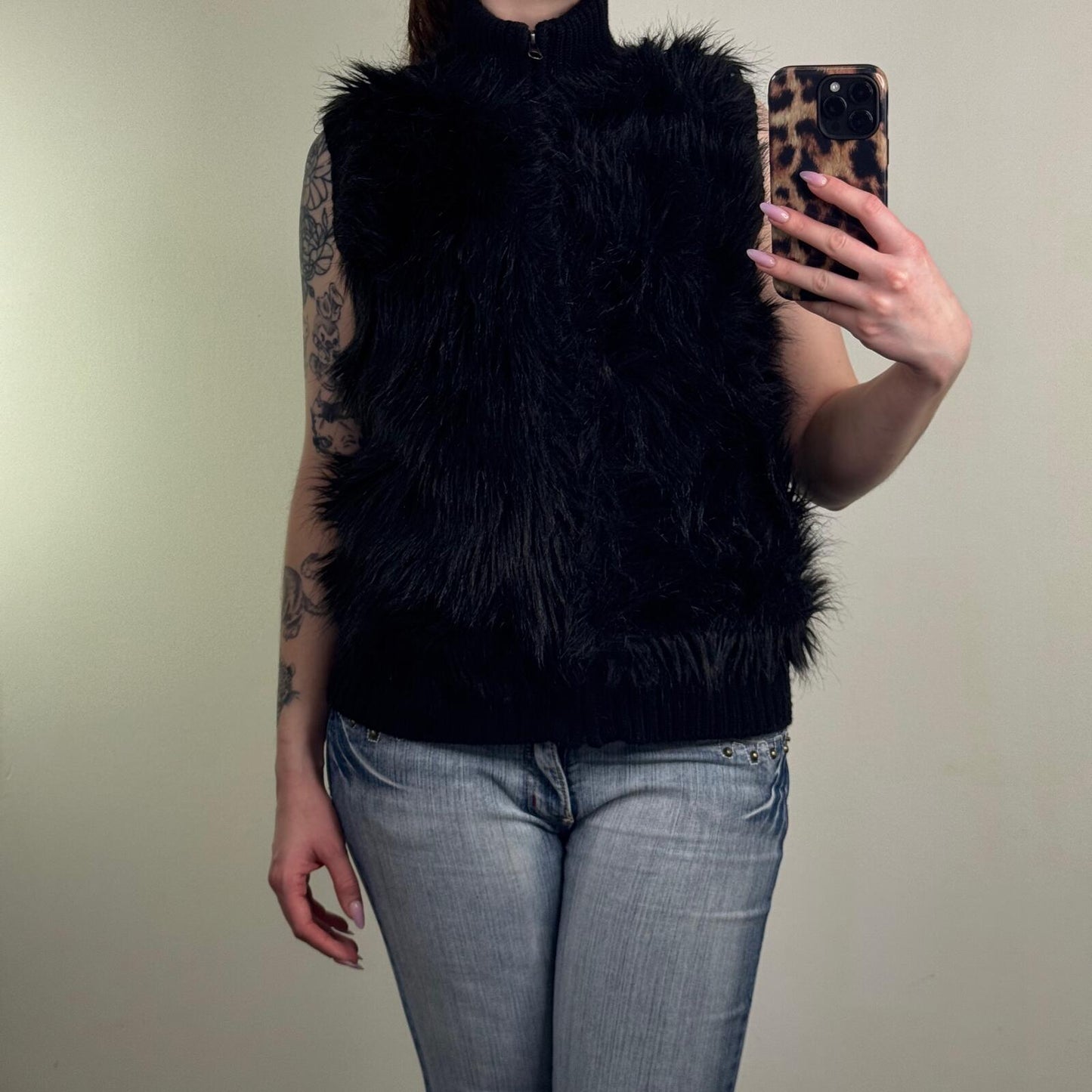 Y2K vintage faux fur gilet zip up knitted sleeveless jacket high neck black