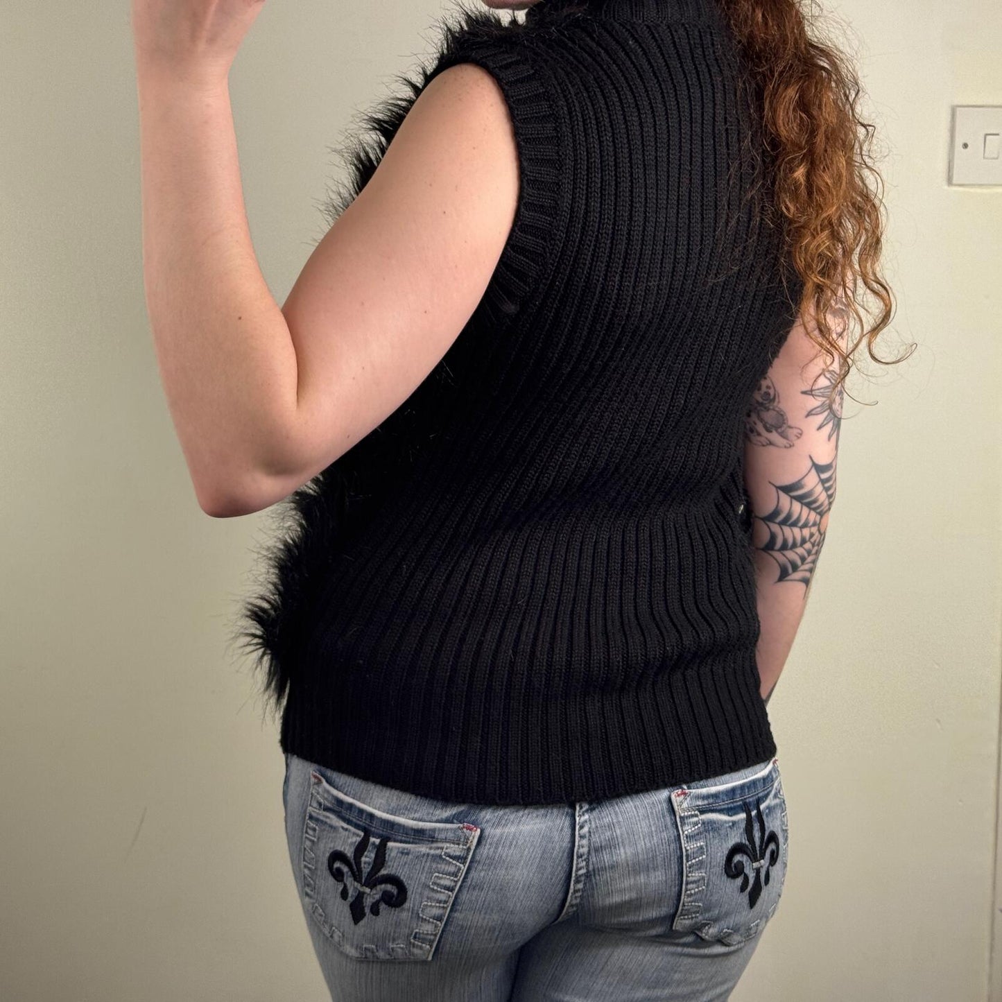 Y2K vintage faux fur gilet zip up knitted sleeveless jacket high neck black