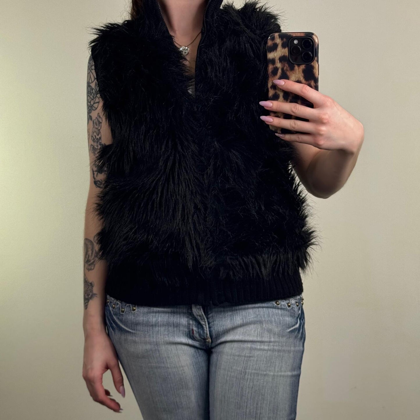 Y2K vintage faux fur gilet zip up knitted sleeveless jacket high neck black