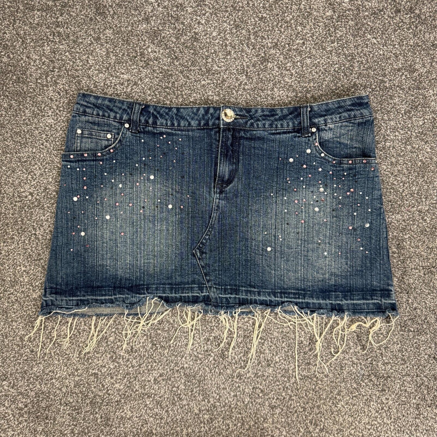 Y2K vintage Bay mini skirt rhinestone fraying hem stretchy denim low rise