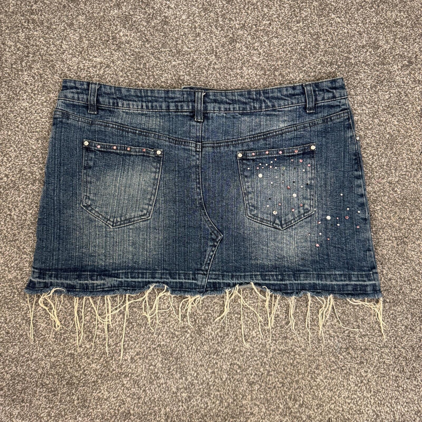 Y2K vintage Bay mini skirt rhinestone fraying hem stretchy denim low rise