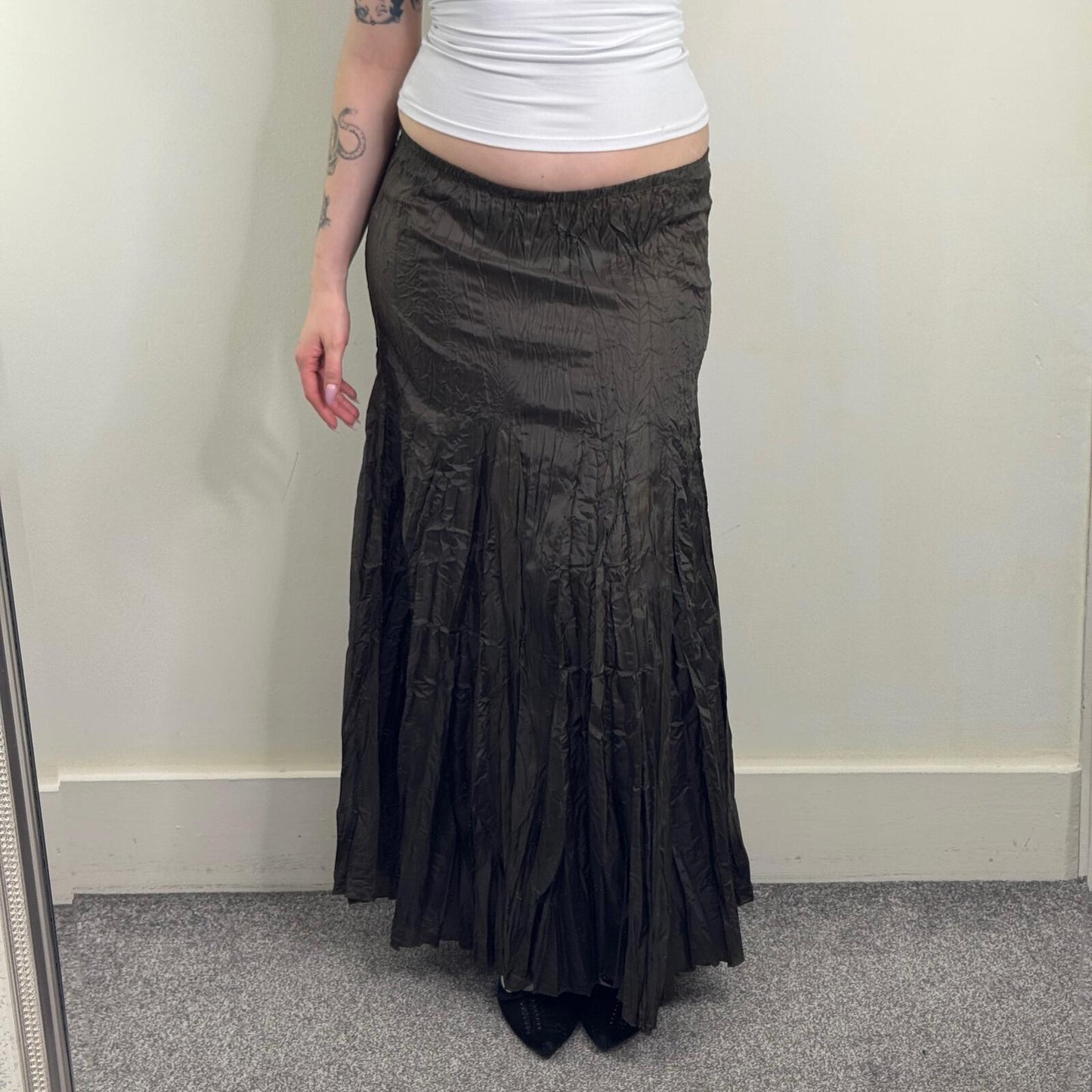 Y2K vintage Next maxi skirt crinkle a line pleated full long length khaki green
