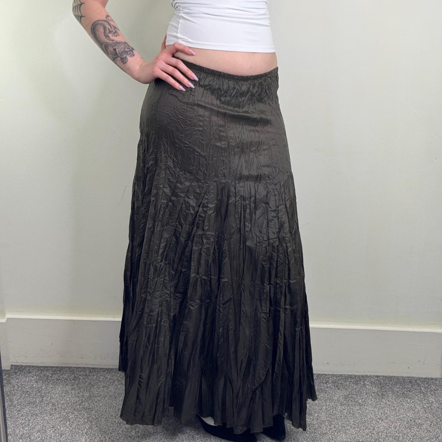 Y2K vintage Next maxi skirt crinkle a line pleated full long length khaki green