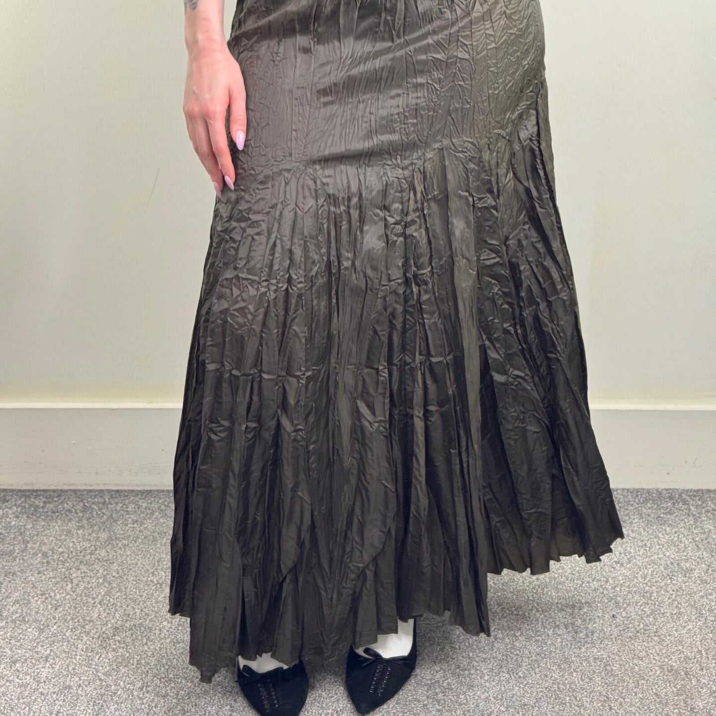Y2K vintage Next maxi skirt crinkle a line pleated full long length khaki green