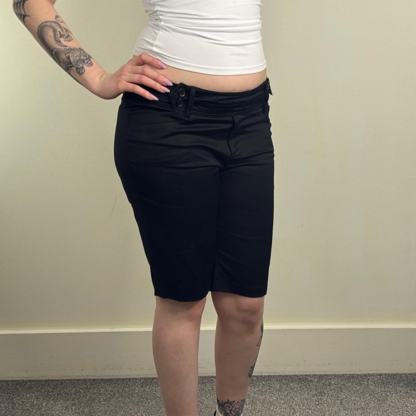 Y2K vintage capri trousers low rise fitted buttons tailored stretchy cropped