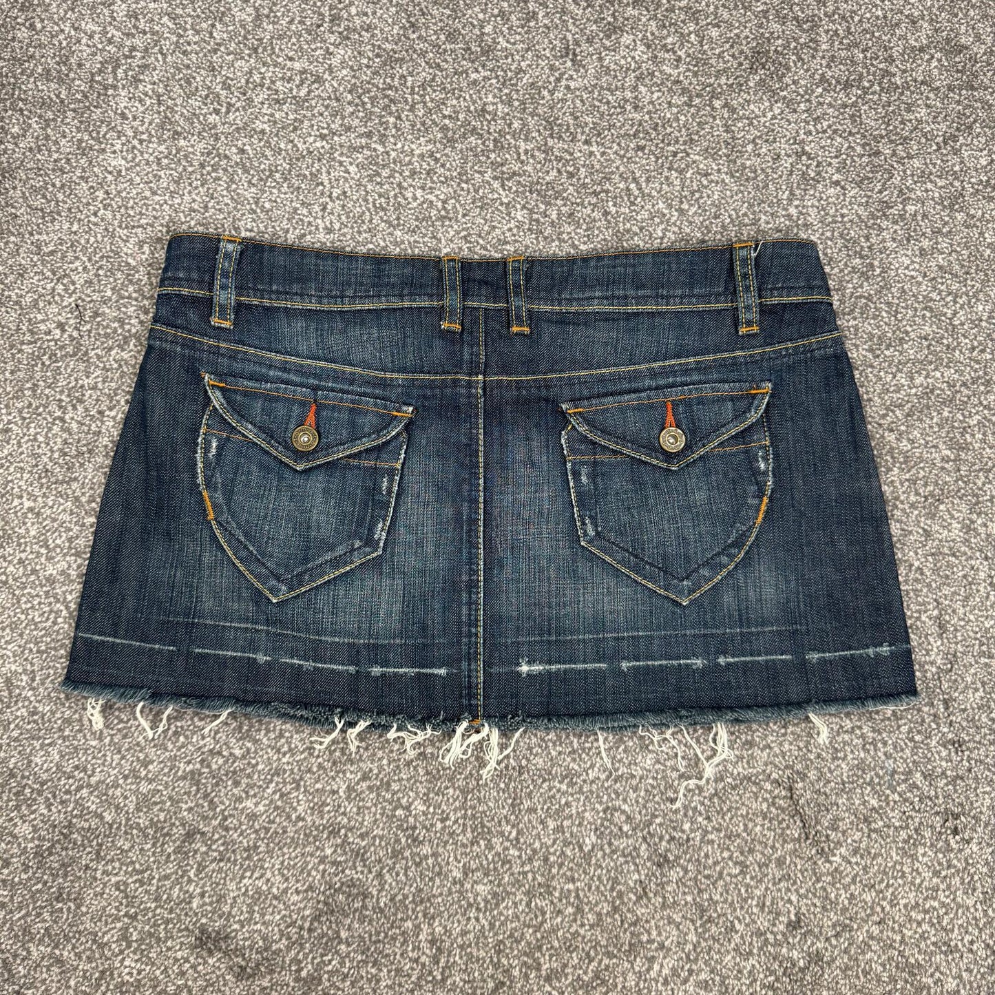 Y2K vintage mini skirt dark blue wash cargo pockets low rise fraying hem