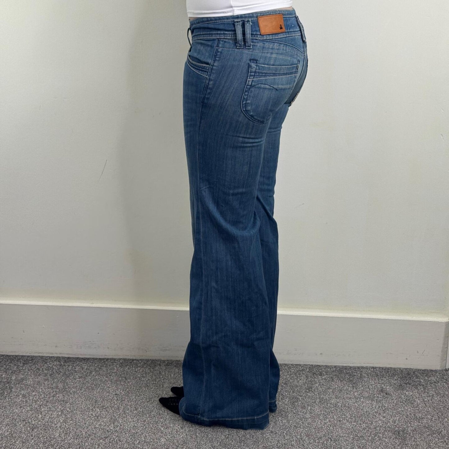 Y2K vintage bootcut denim jeans low rise stretchy light blue faded wash