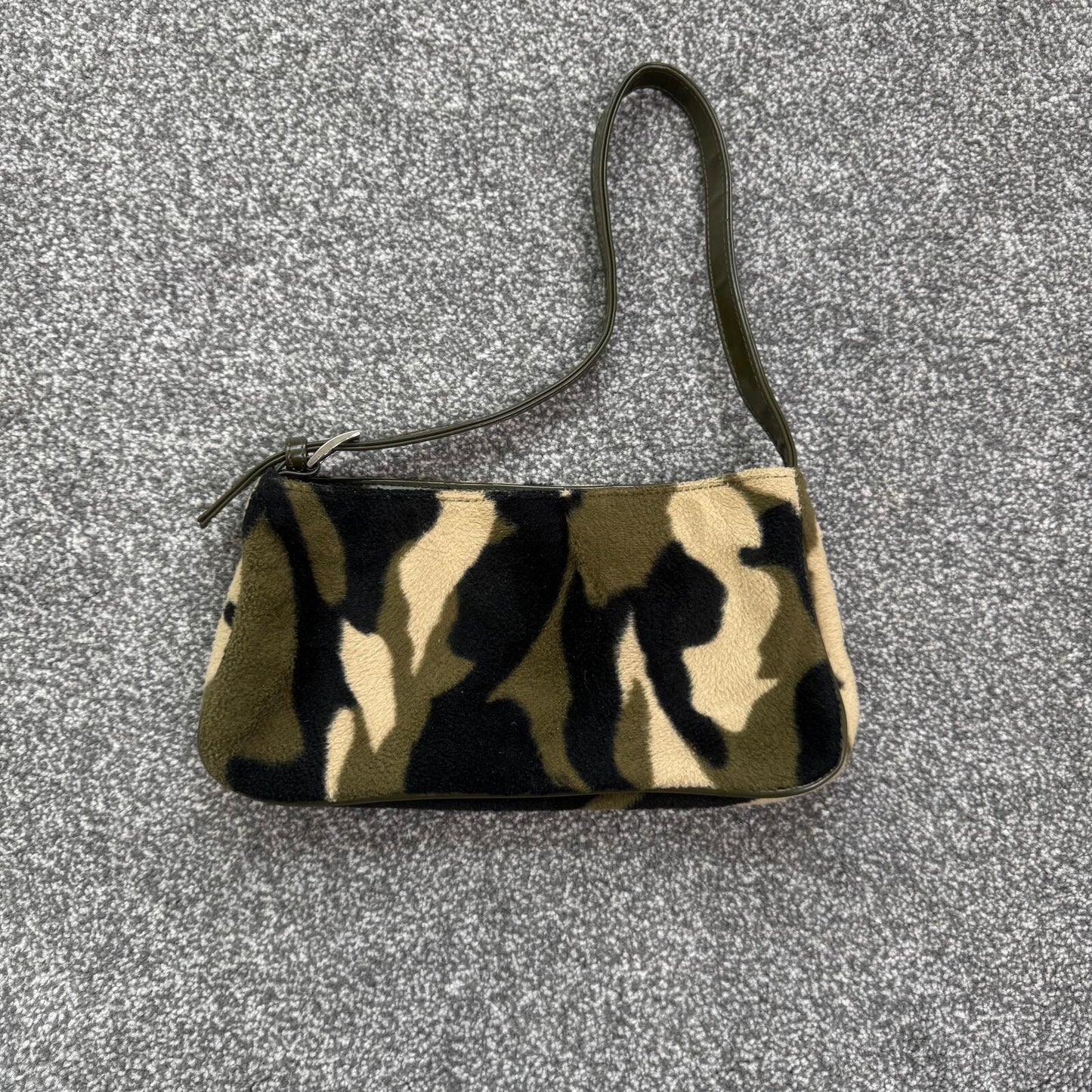 Y2K vintage shoulder bag camo fluffy print faux leather small size zip closure