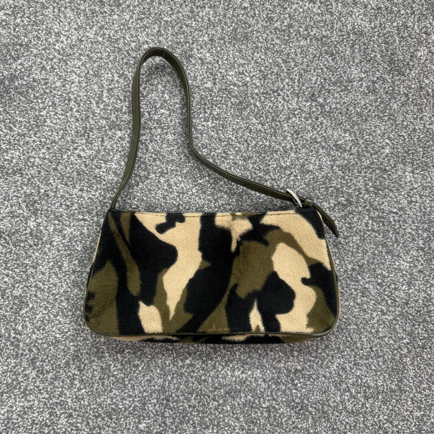 Y2K vintage shoulder bag camo fluffy print faux leather small size zip closure
