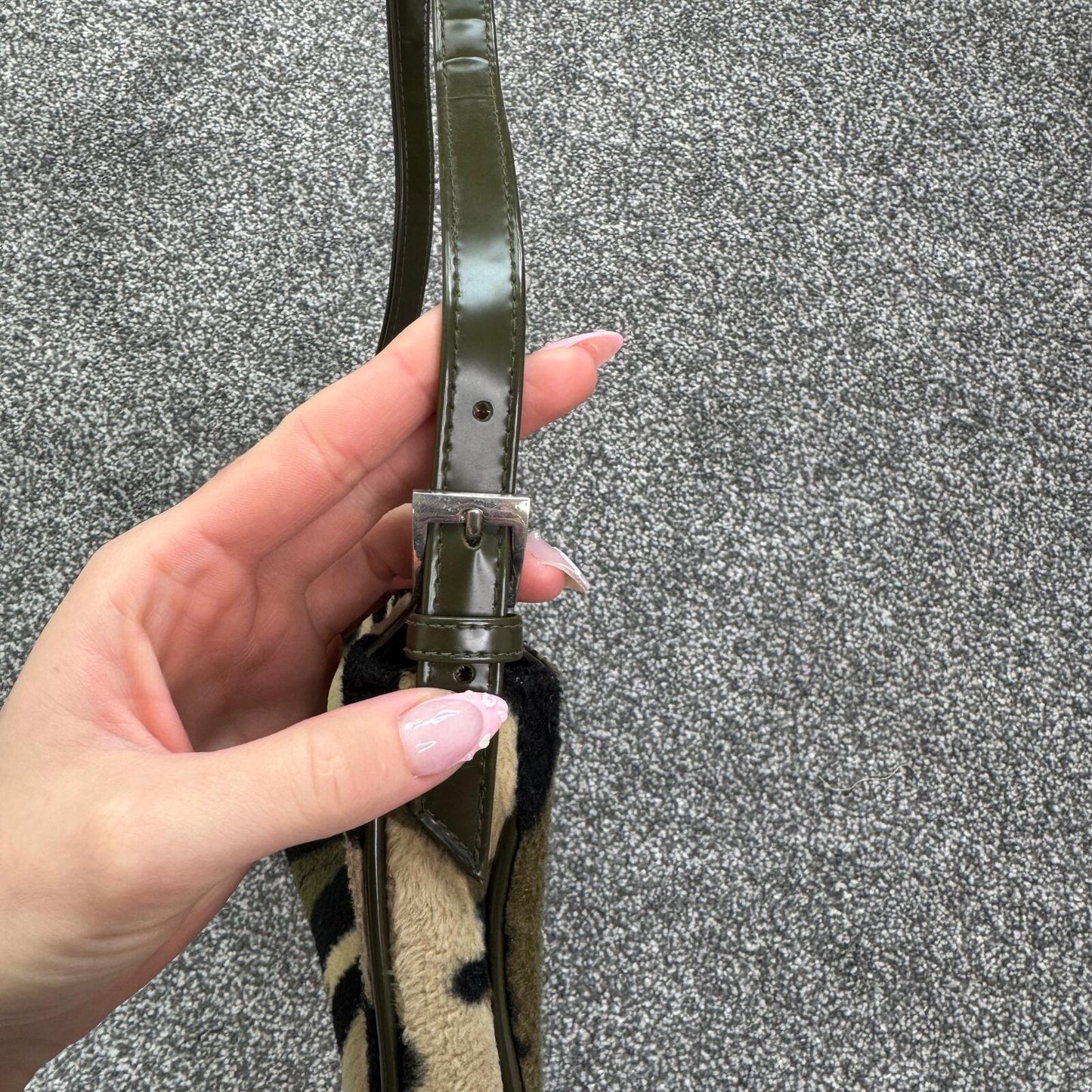 Y2K vintage shoulder bag camo fluffy print faux leather small size zip closure