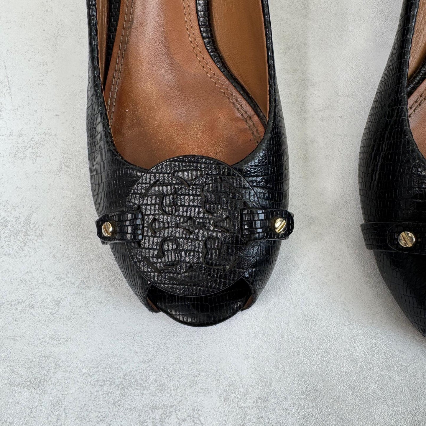 Y2K vintage Tory Burch wedge heels sandals peep toe genuine leather studded logo