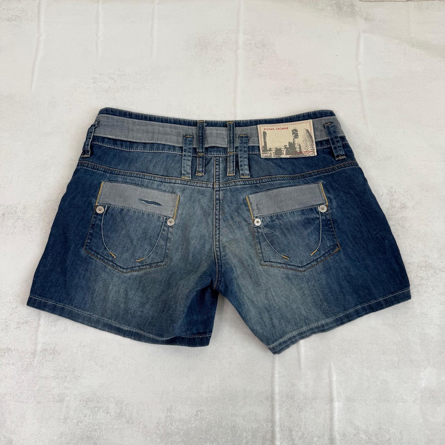 Y2K vintage denim mini shorts low rise dark light blue denim wash buttons