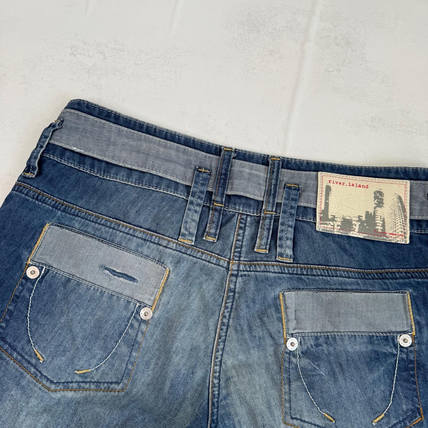 Y2K vintage denim mini shorts low rise dark light blue denim wash buttons
