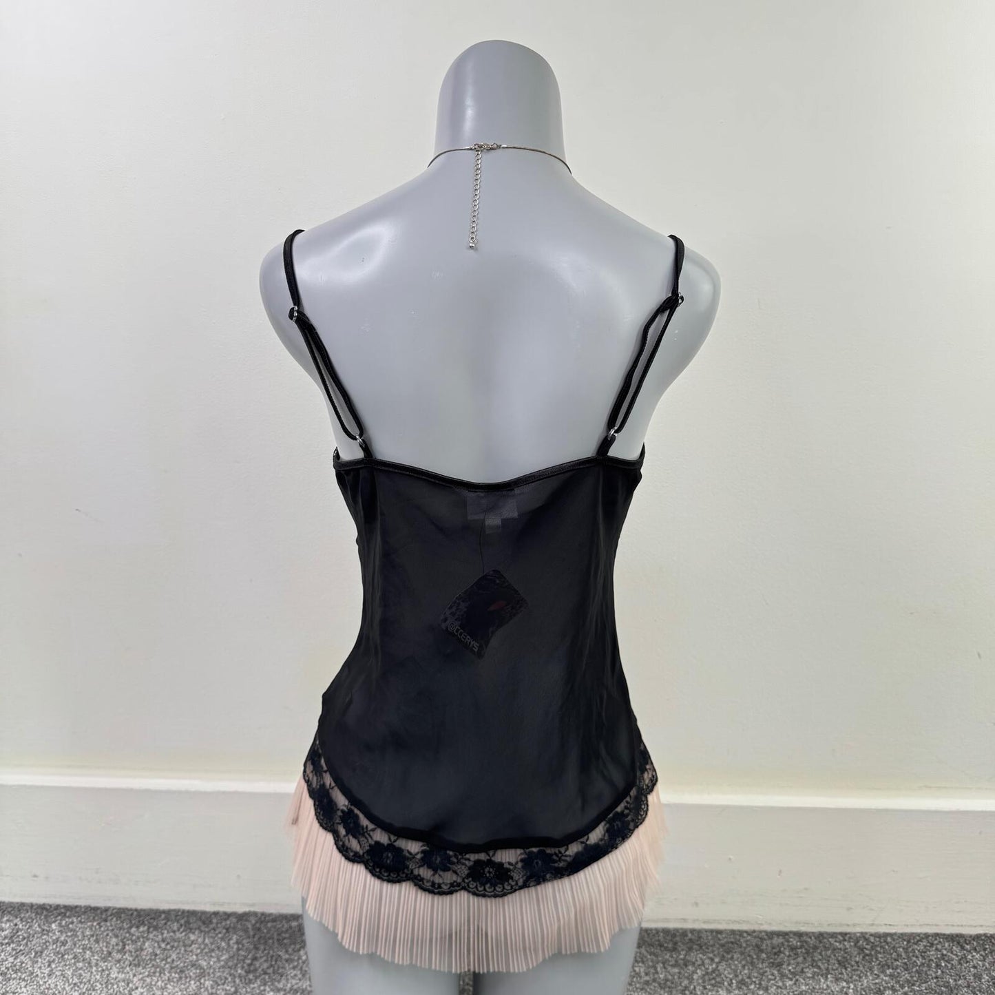 Y2K vintage top lace pleated hem frilly bow black baby pink strappy babydoll