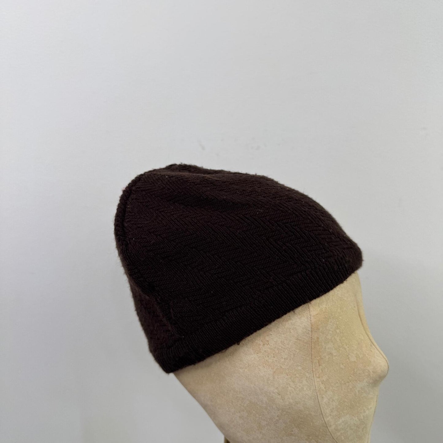 Y2K vintage Fox beanie hat knitted embroidered logo
