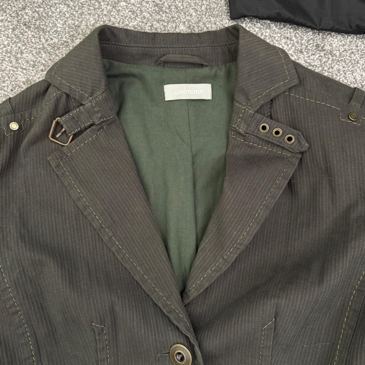 Y2K vintage denim jacket fitted stretchy utility cargo buckles khaki button up