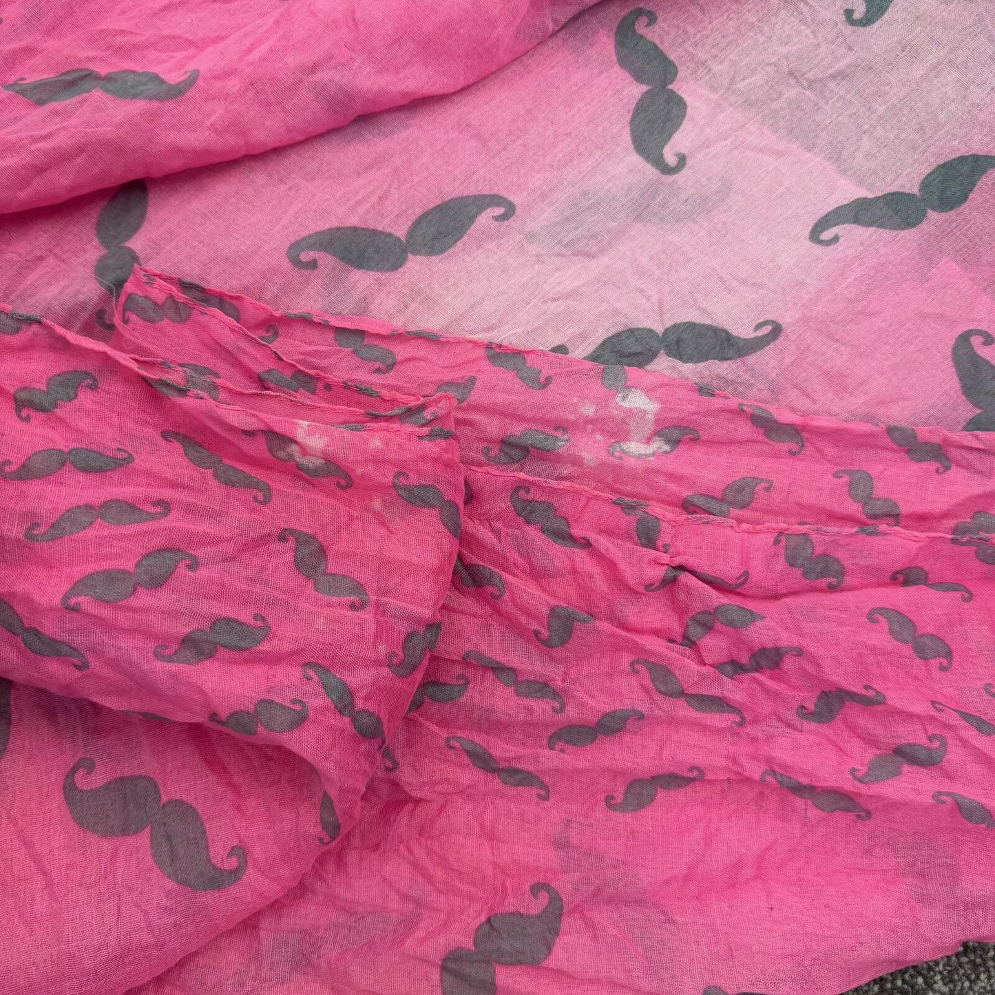 Vintage mustache scarf 2010s ombre pink light two tone pattern print graphic