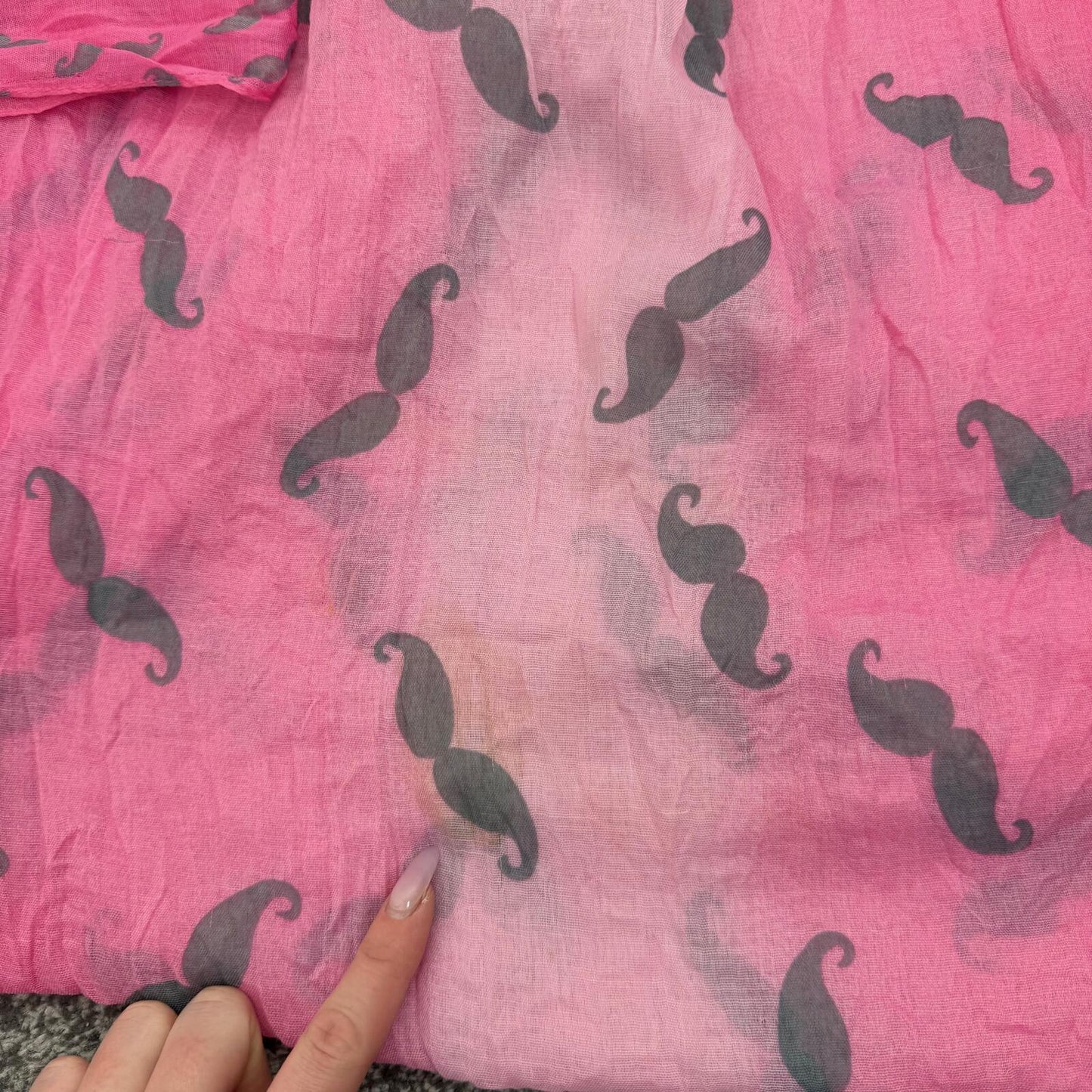 Vintage mustache scarf 2010s ombre pink light two tone pattern print graphic