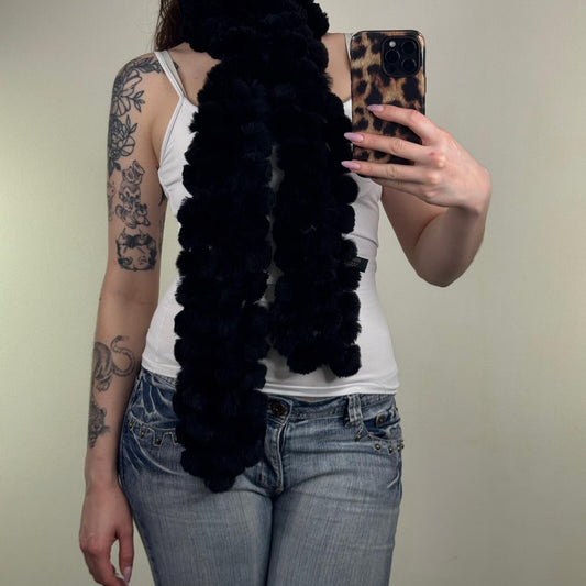 Y2K vintage 100% lapin/ rabbit fur scarf pom pom black